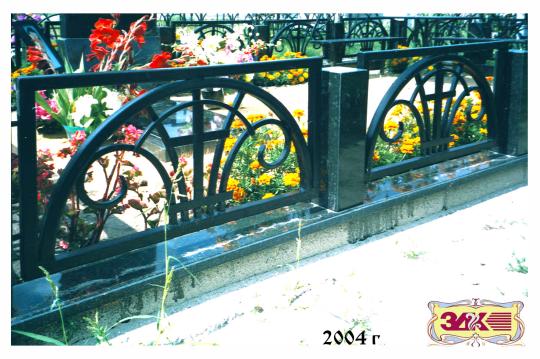 Фото 2 Кованые оградки, столики, лавочки, кресты, - в Старом Осколе, от ЗДК, г.Старый Оскол 2017