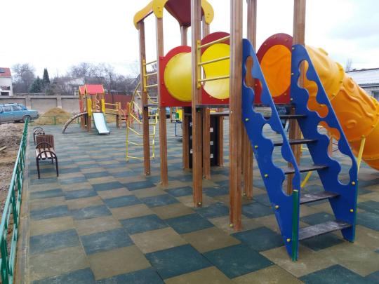 Фото 2 Игровой городок на детской площадке
