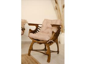 Кресло деревянное с подушкой