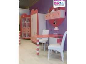 Комплект мебели в детскую для девочек "Маленькая принцесса"